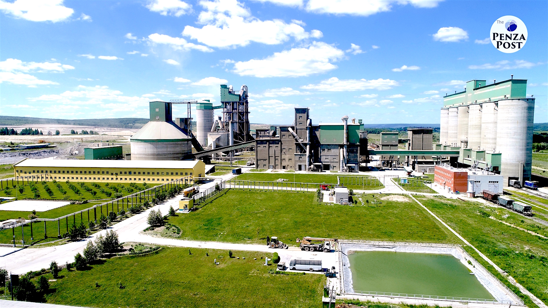 Роботизация процессов, личные кабинеты и чат-боты: в Пензенской области действует один из самых технологичных цементных заводов страны - «Азия Цемент»