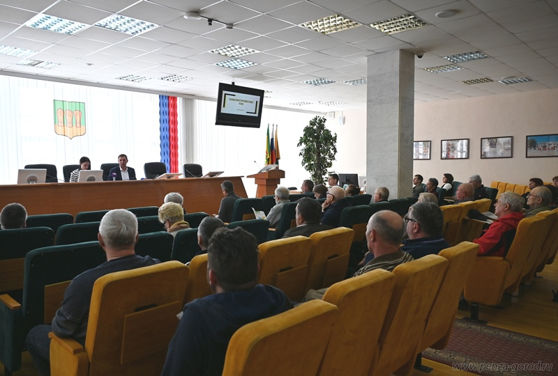 Олег Денисов обсудил с представителями ГСК вопросы благоустройства