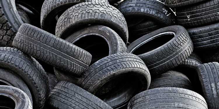 Компания «Азия Цемент» получила лицензию на право обращения с отходами для утилизации отработанных шин